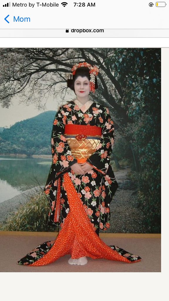 AnnaLisa performs for Japanese weddings in Florida